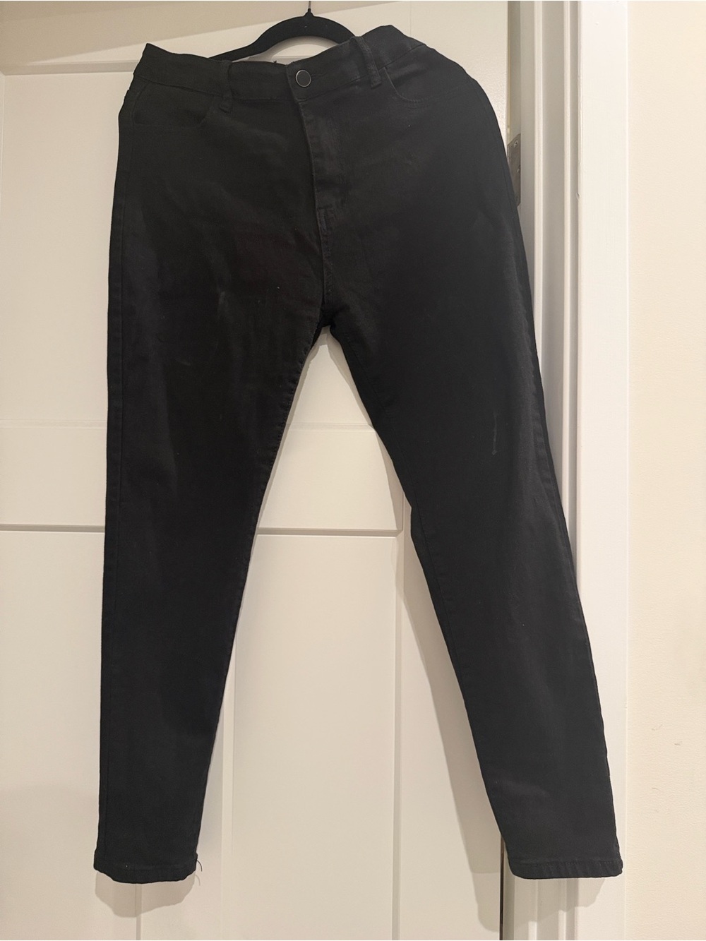 Women's Skinny Jeans - Black Stretch Skinny Fit